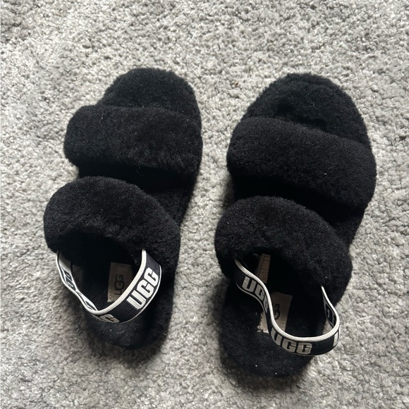 UGG Black Fluffy Slides - Picture 1 of 5
